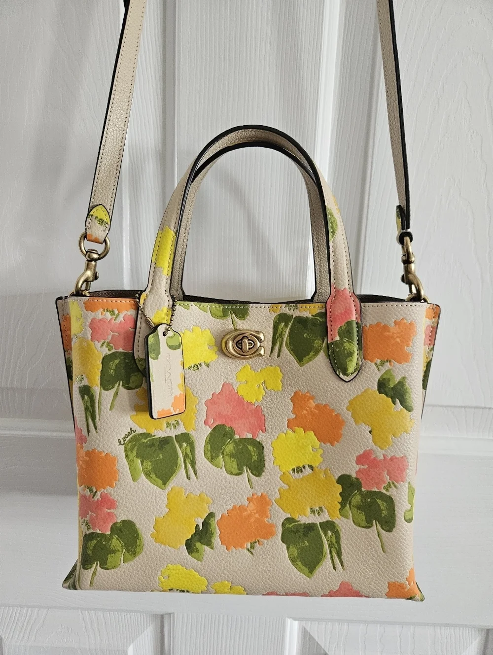 NWOT Coach Willow Tote 24 With Watercolor Floral Print